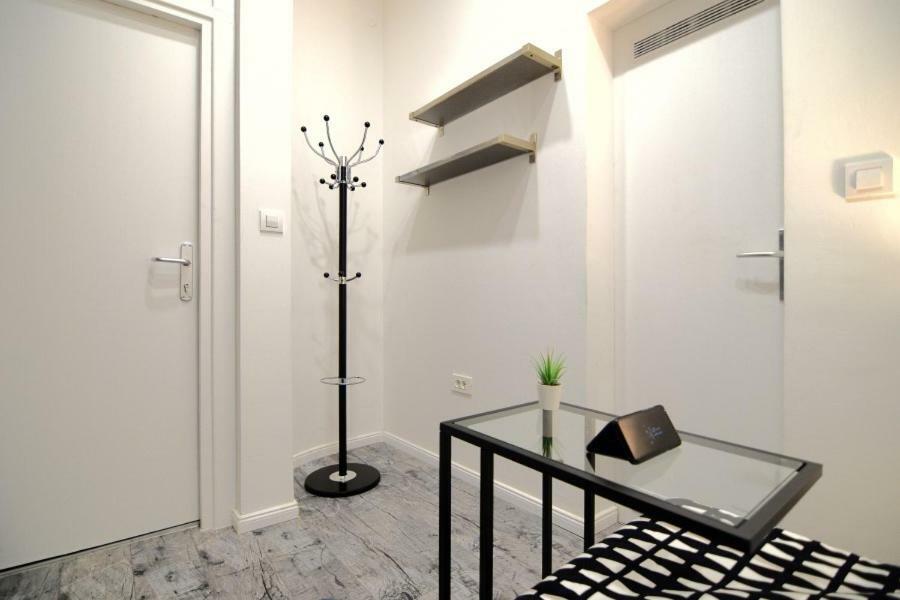 Lea Apartment - Free Parking In Front For 2 Cars Zagreb Exterior photo